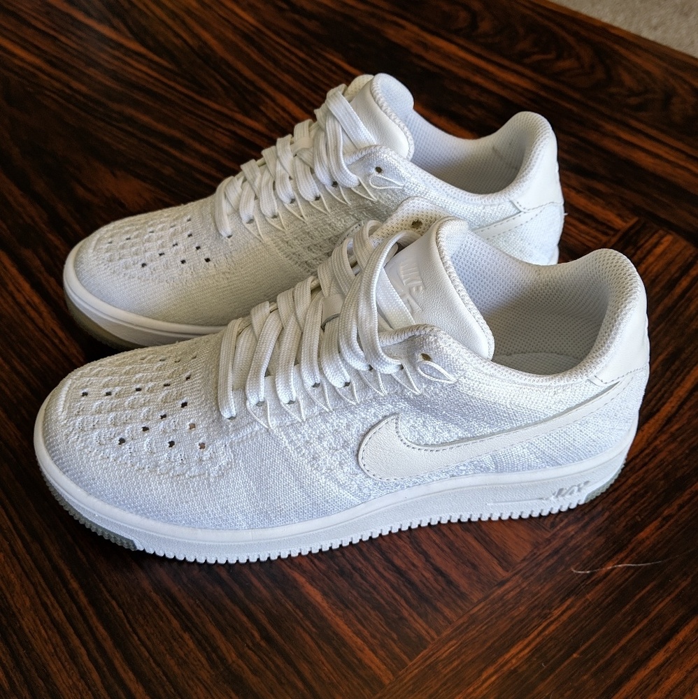 Nike Air Force 1 Flyknit Low